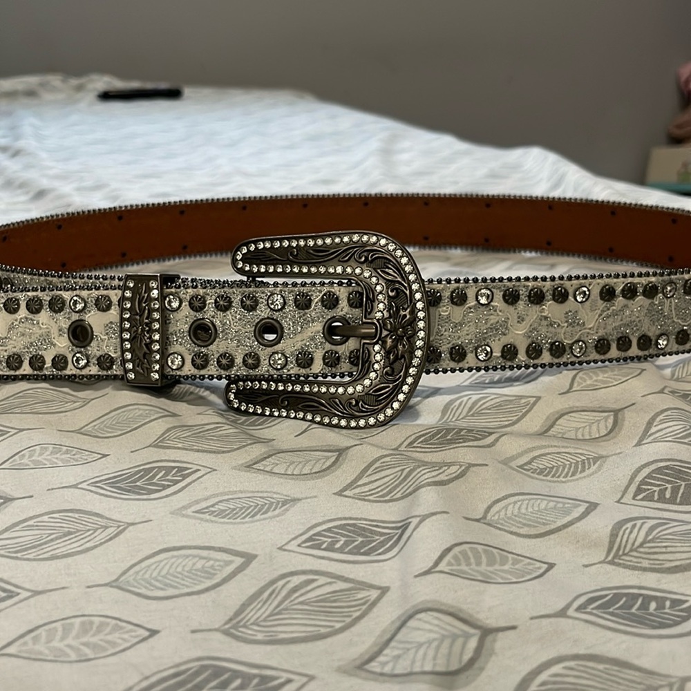 Shyanne belt